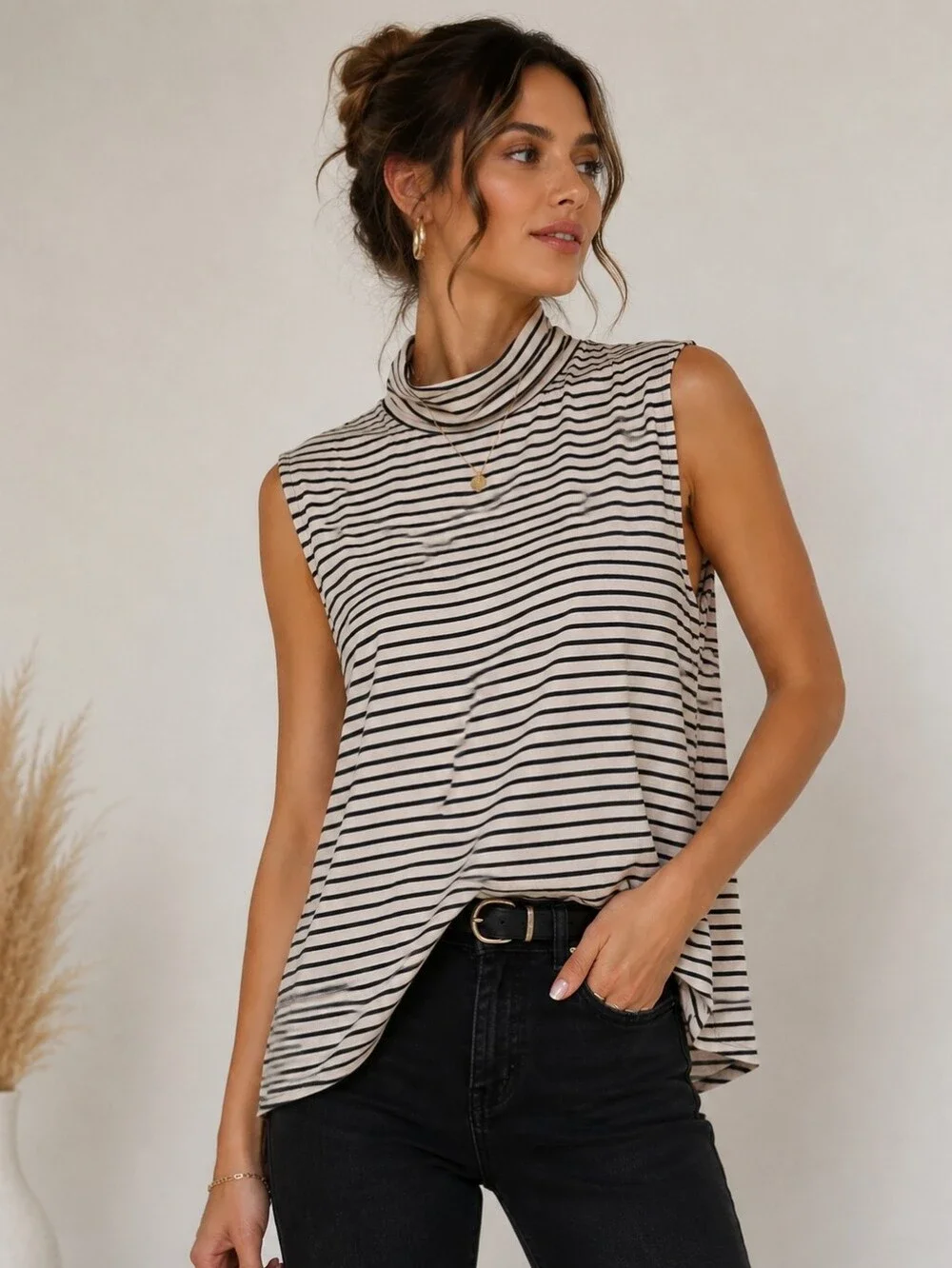 Cable & Gauge | Striped Sleeveless Mock Neck Top in Beige and Black, Size XL - Picture 1 of 7